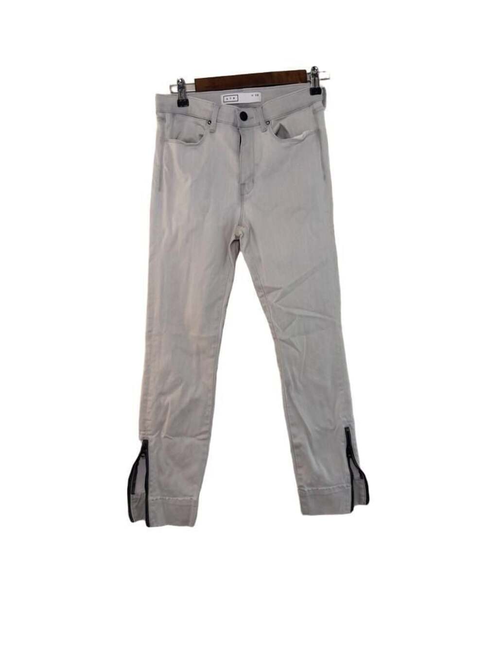 AYR Women's Light Wash Zipper Ankle Jeans Size 28